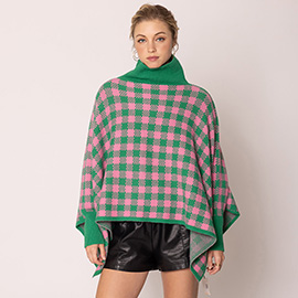 Checkered Pattern Knit Turtleneck Poncho