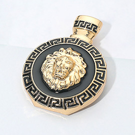 Greek Pattern Rim Round Lion Head Emblem Pim Brooch