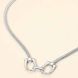SECRET BOX_Stainless Steel Linked Horsebit Pendant Necklace