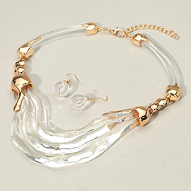 Abstract Resin Plate Accent Statement Necklace